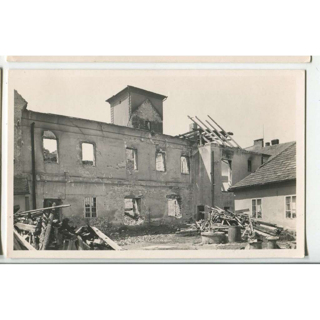 Holice, Pardubice, po požáru 1945