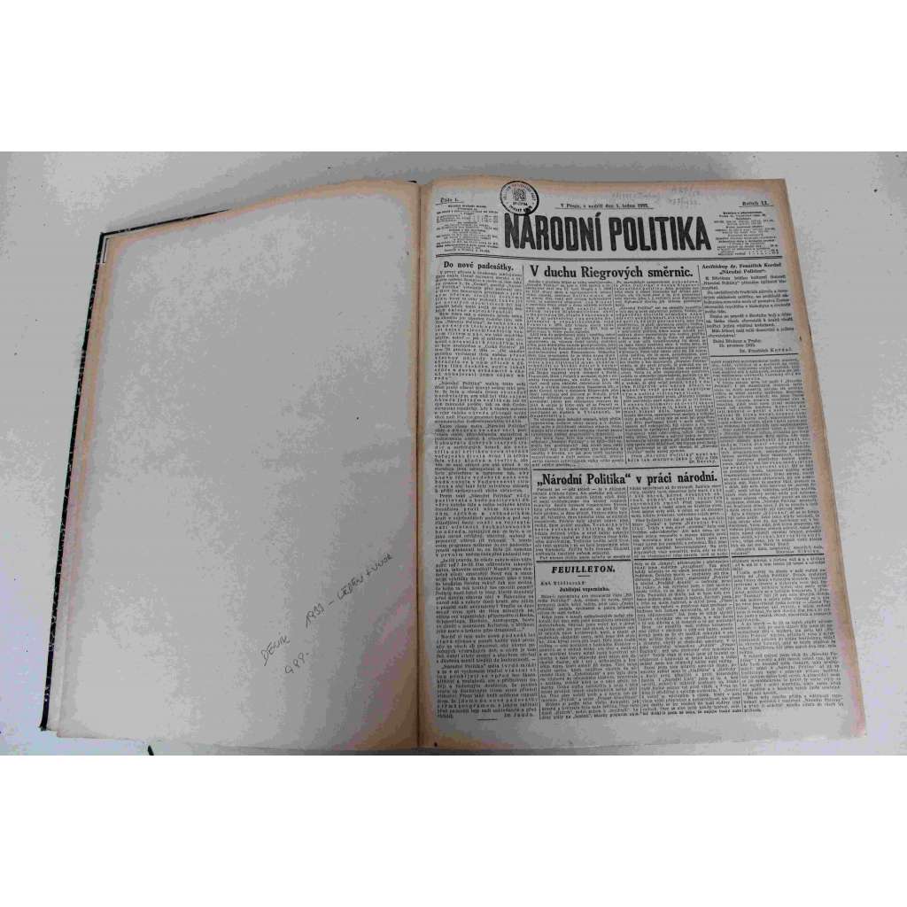 Národní politika 1933 roč. LI (leden-únor) (noviny, deník, první republika, mj. Desáté výročí Kemalova režimu, Japonsko čínská válka, Malypetr, Divoké občanské srážky v Německu [Hitler], inzerce Baťa, ČKD, Petschek]