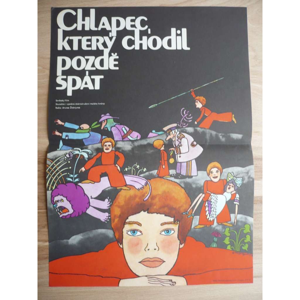 Chlapec, který chodil pozdě spát (filmový plakát, film SSSR 1973, režie Arunas Žebriunas, Hrají: Irina Murzajeva, Gediminas Girdvainis)