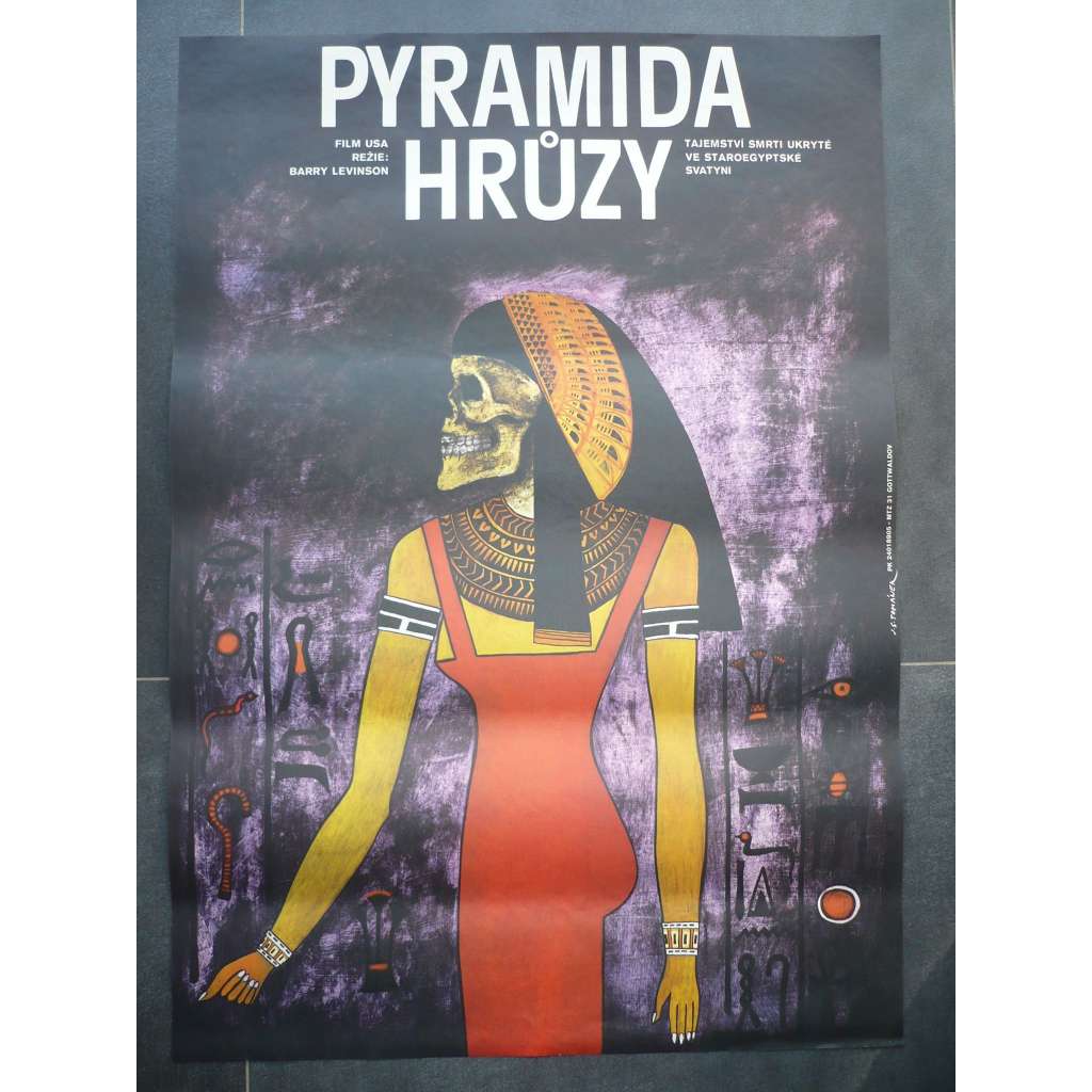 Pyramida hrůzy (filmový plakát, film USA 1985, režie Barry Levinson, Hrají: Nicholas Rowe, Alan Cox, Sophie Ward)